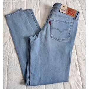 NWT Levi Strauss Co 711 Skinny Jeans 28x30 Light Wash Stellar Stretch Denim